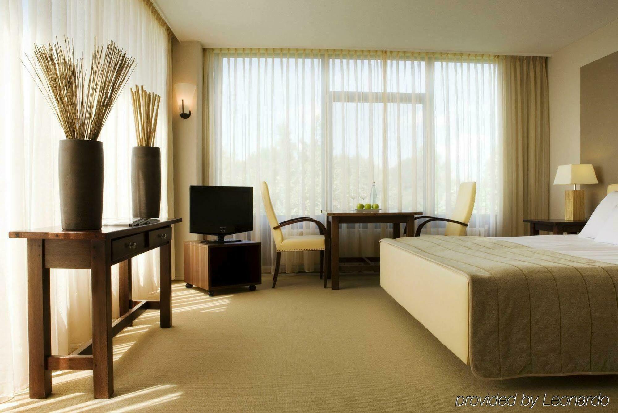 Hampshire Hotel - Newport เฮาเซิน ห้อง รูปภาพ